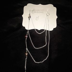 Offset layered necklace